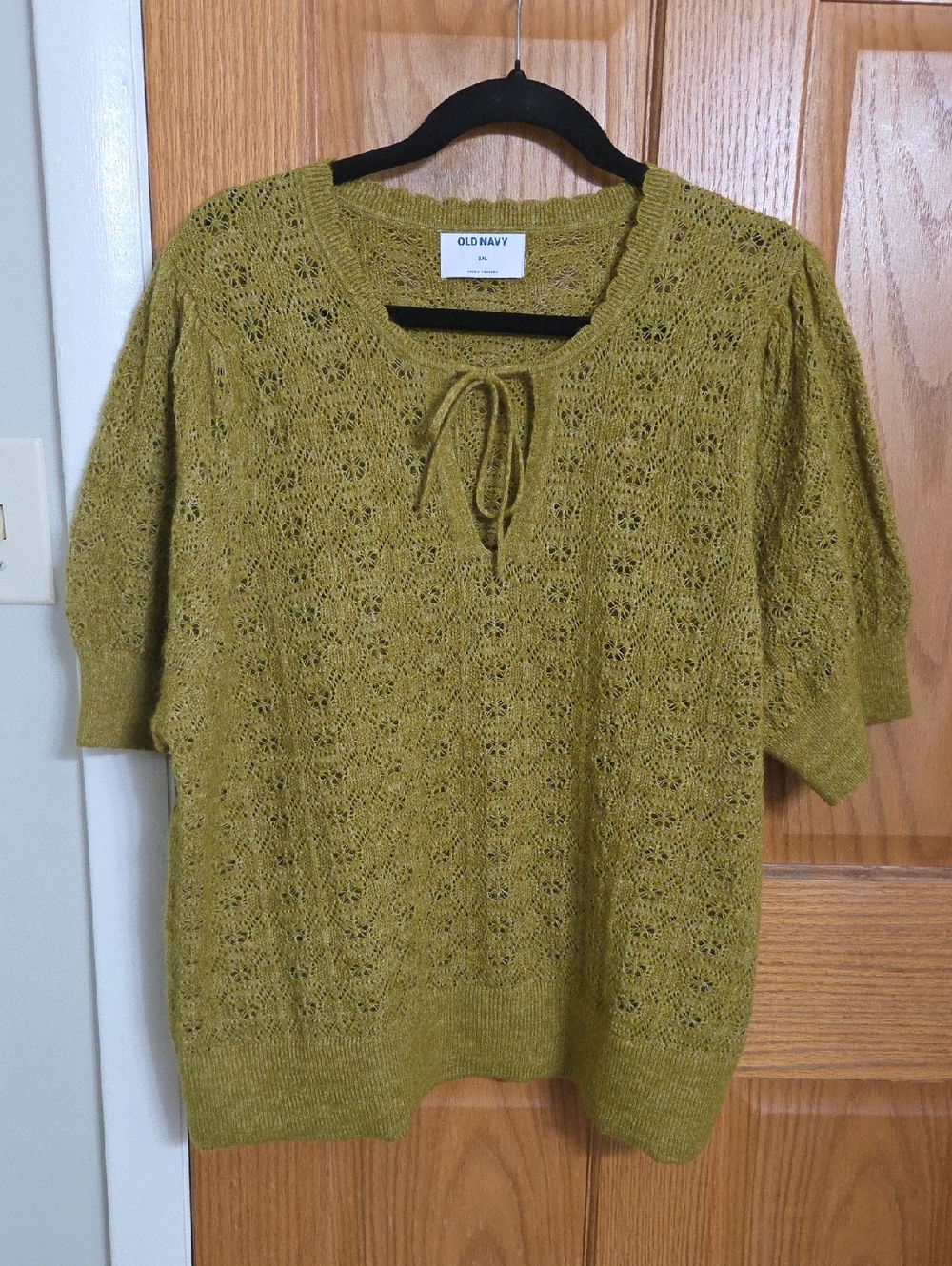 Old Navy Olive Green Knit Short-Sleeve Sweater with Front Tie XXL